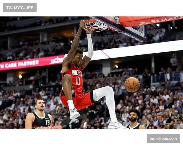 小贾巴里·史密斯攻防一体 火箭前锋31+9+3+3统治比赛