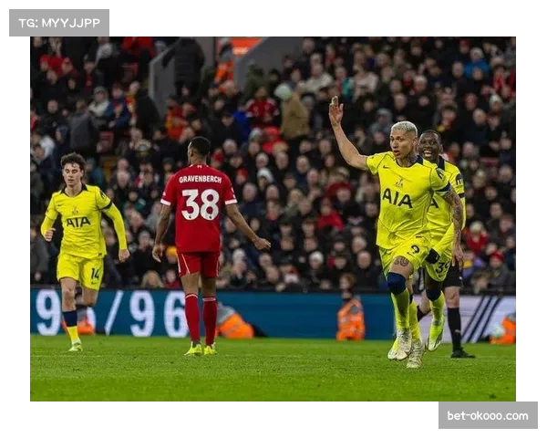 热刺绝平利物浦展现韧性 防守反击战术执行到位
